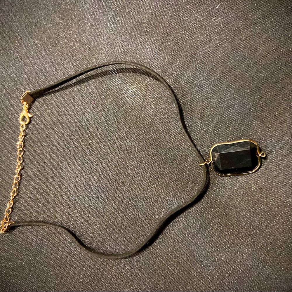 Vintage choker